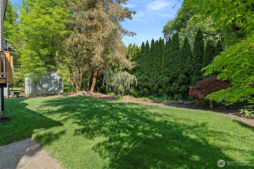 1116 NE 150th Court Shoreline WA 98155
