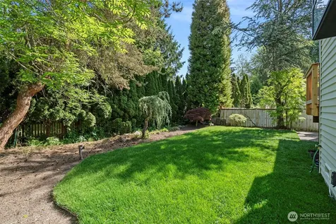 1116 NE 150th Court Shoreline WA 98155