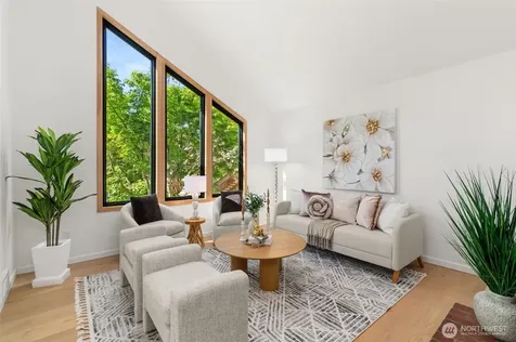1116 NE 150th Court Shoreline WA 98155
