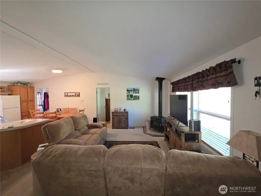 393 Summer Road Tonasket WA 98855