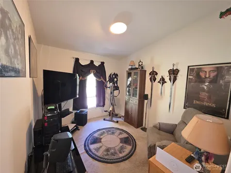 393 Summer Road Tonasket WA 98855