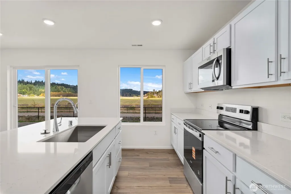 1392 Salzer Creek Loop Centralia WA 98531