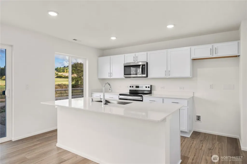 1392 Salzer Creek Loop Centralia WA 98531