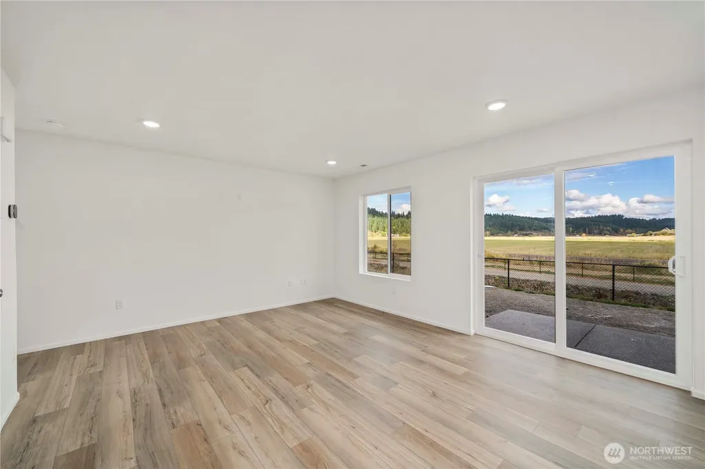 1392 Salzer Creek Loop Centralia WA 98531