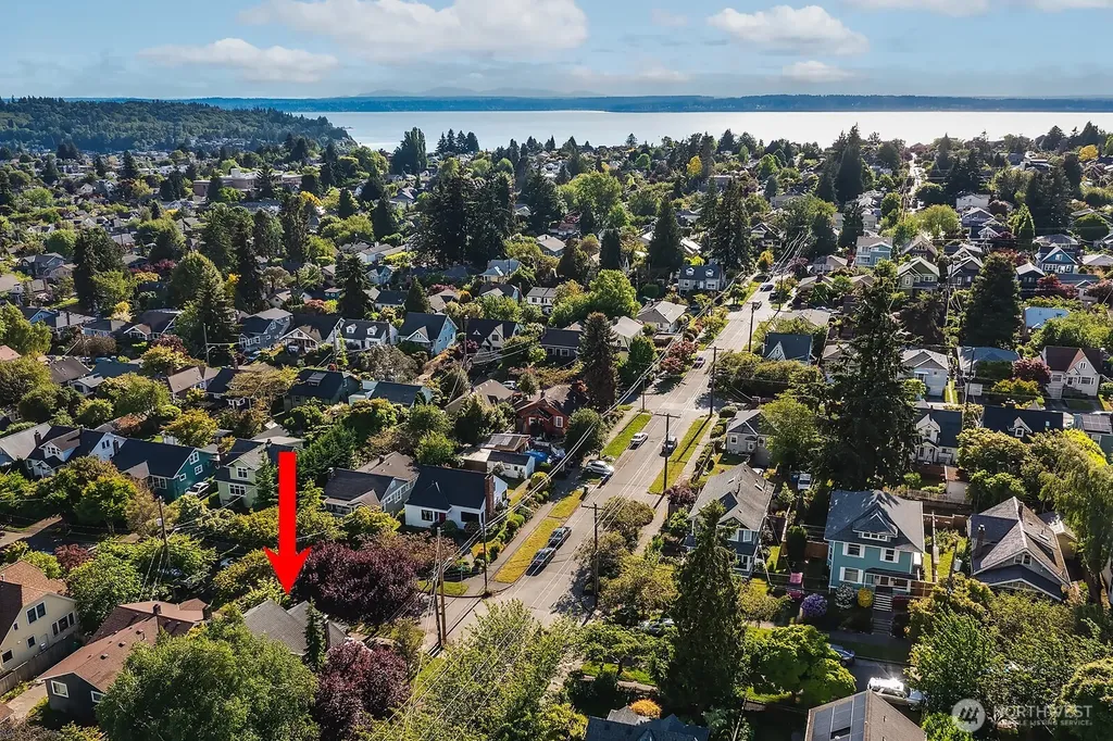 7056 26th Avenue NW Seattle WA 98117