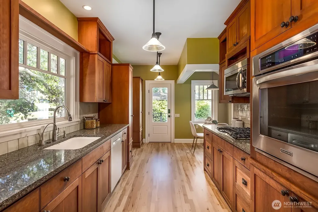7056 26th Avenue NW Seattle WA 98117