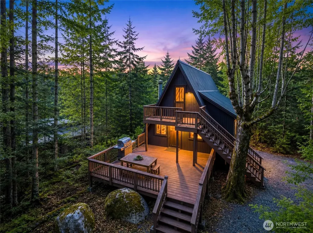 11857 Tye River Road NE Skykomish WA 98288
