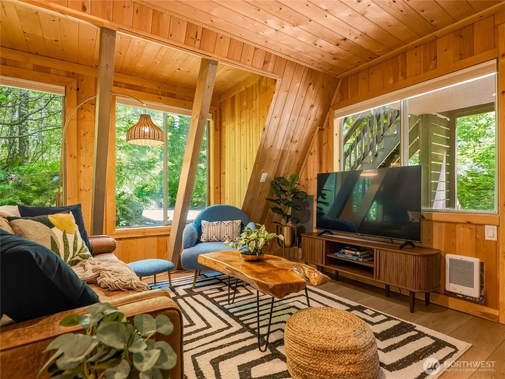 11857 Tye River Road NE Skykomish WA 98288