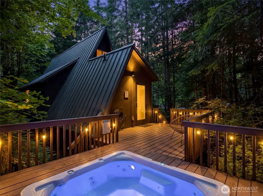 11857 Tye River Road NE Skykomish WA 98288