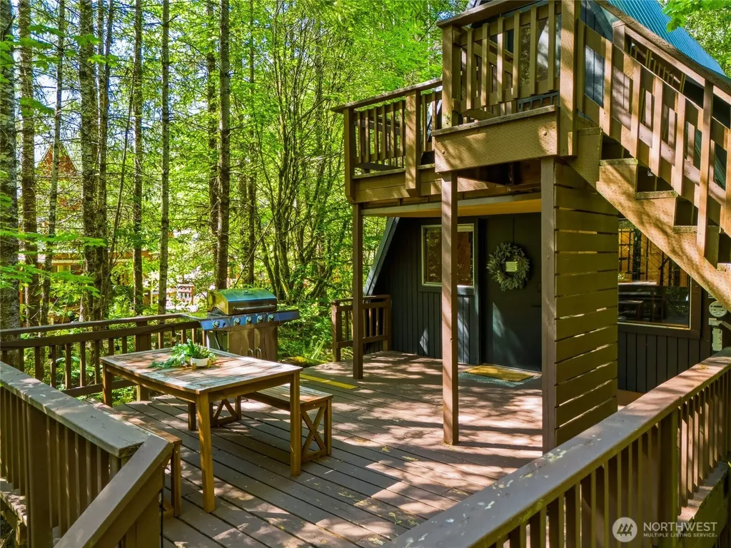 11857 Tye River Road NE Skykomish WA 98288