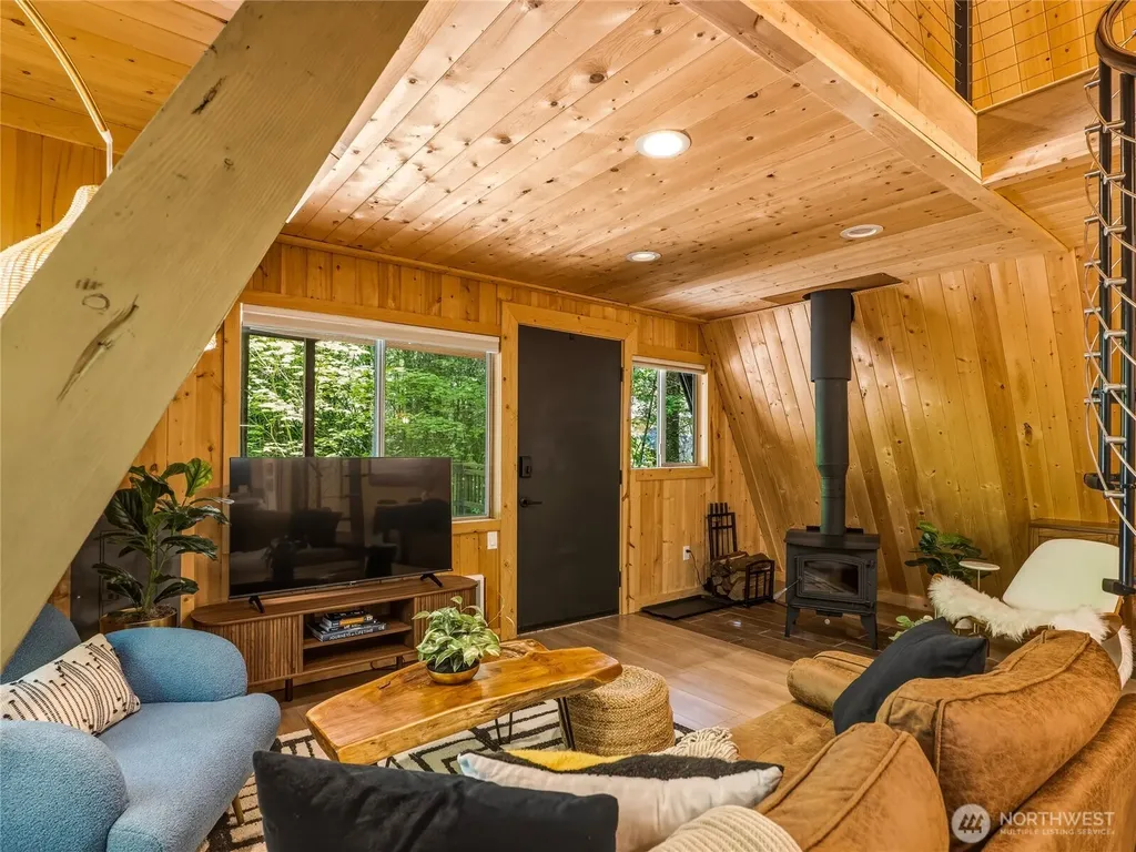 11857 Tye River Road NE Skykomish WA 98288