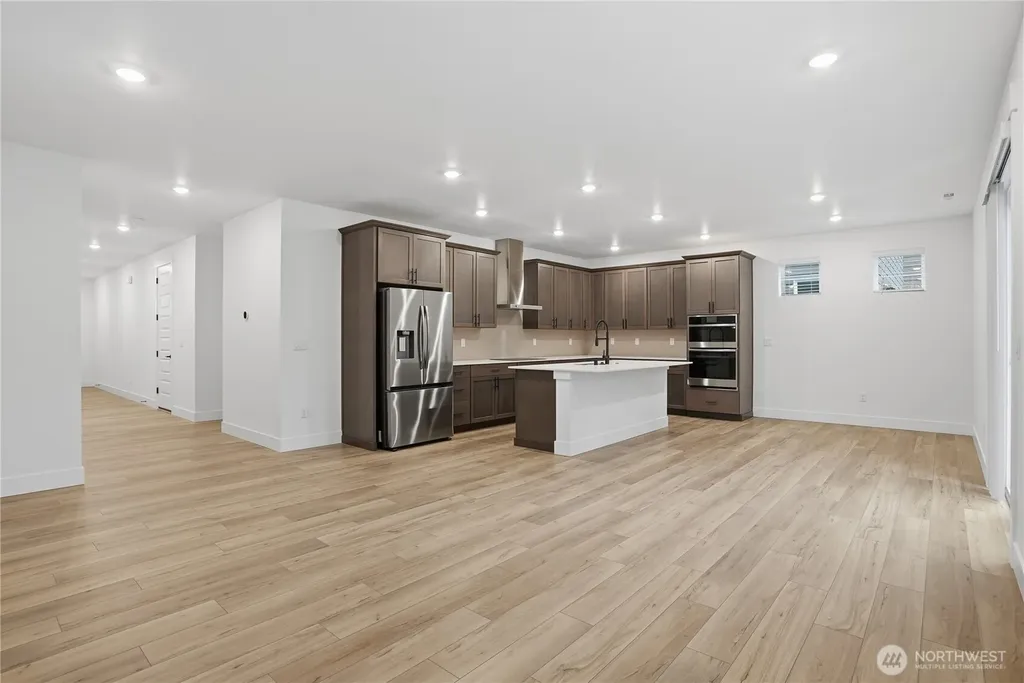 32041 Myrtle Avenue SE Black Diamond WA 98010