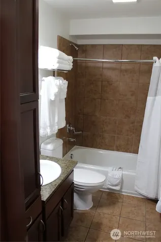 322 W Woodin Avenue Chelan WA 98816