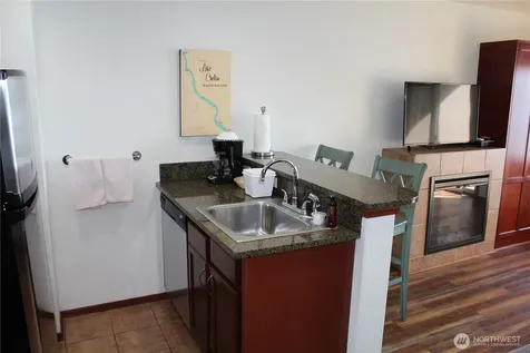 322 W Woodin Avenue Chelan WA 98816