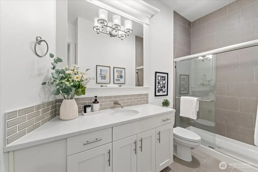 13707 NE 133rd Place Kirkland WA 98034