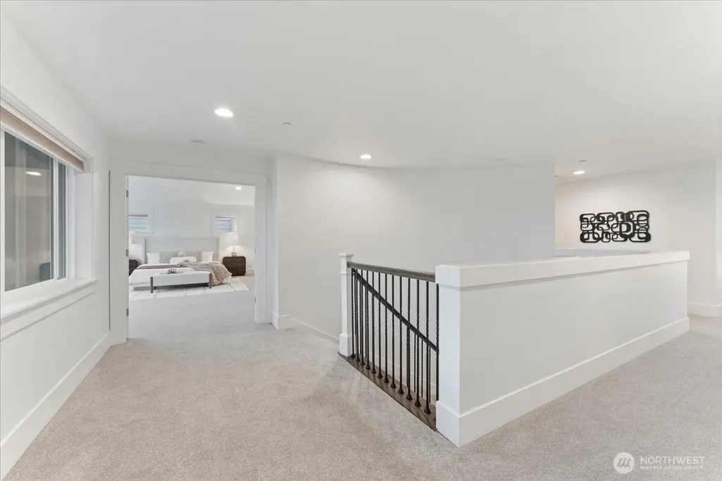 13707 NE 133rd Place Kirkland WA 98034