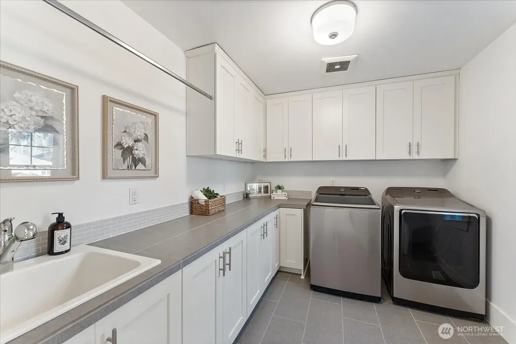 13707 NE 133rd Place Kirkland WA 98034