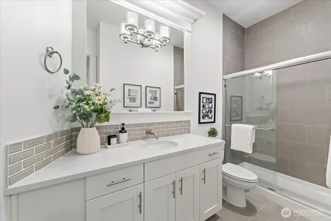 13707 NE 133rd Place Kirkland WA 98034