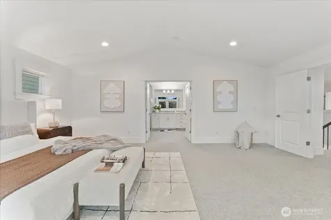13707 NE 133rd Place Kirkland WA 98034