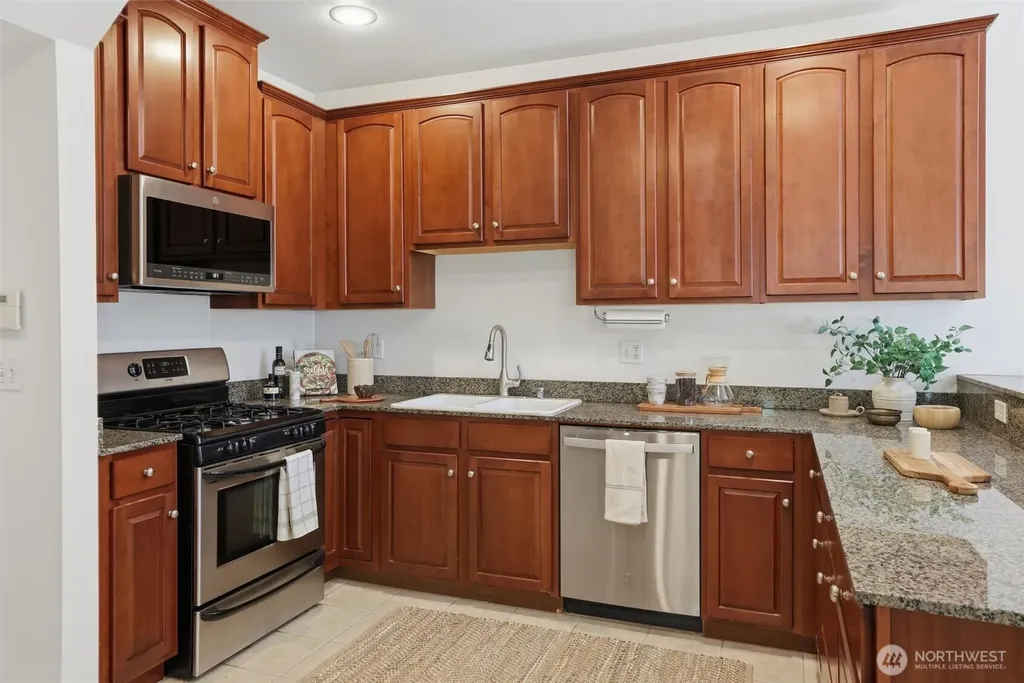 1405 NE 166th Court Shoreline WA 98155