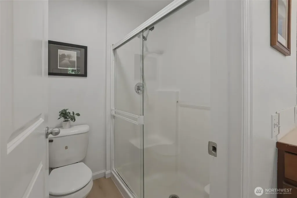 1405 NE 166th Court Shoreline WA 98155