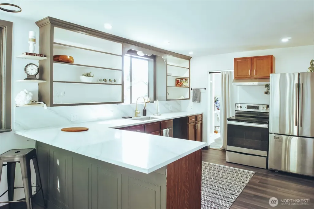 512 E Pear Street Centralia WA 98531