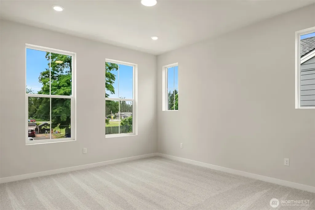 31832 Myrtle #38 Street Carnation WA 98014