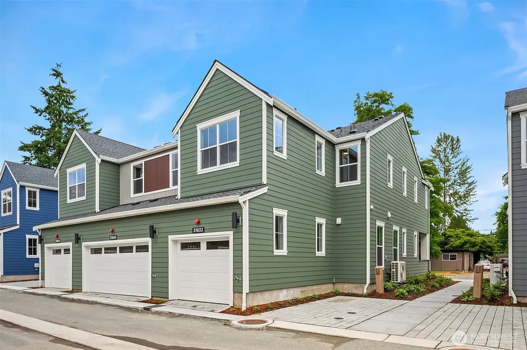 31832 Myrtle #38 Street Carnation WA 98014