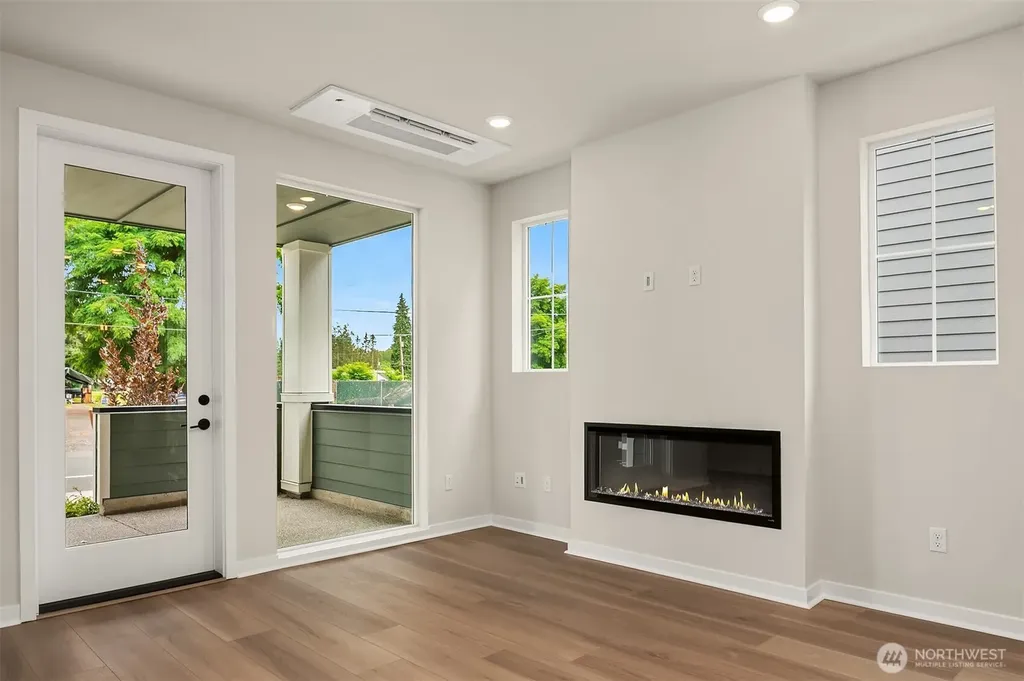 31832 Myrtle #38 Street Carnation WA 98014