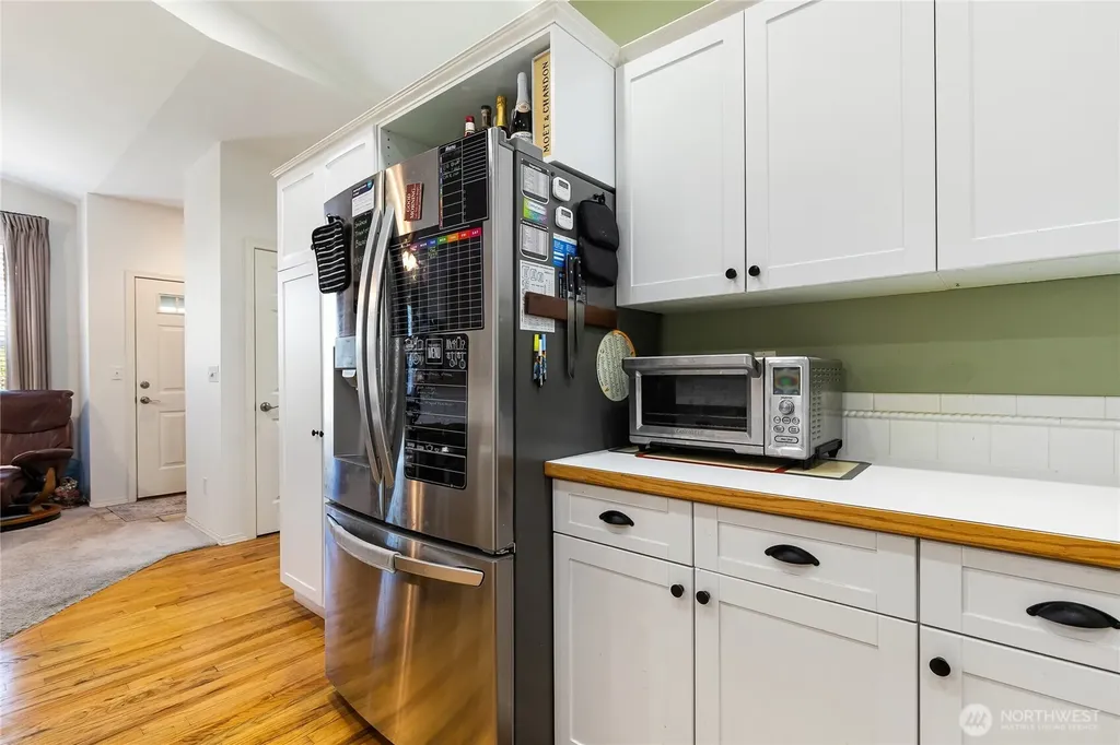 959 Aaron Drive Lynden WA 98264