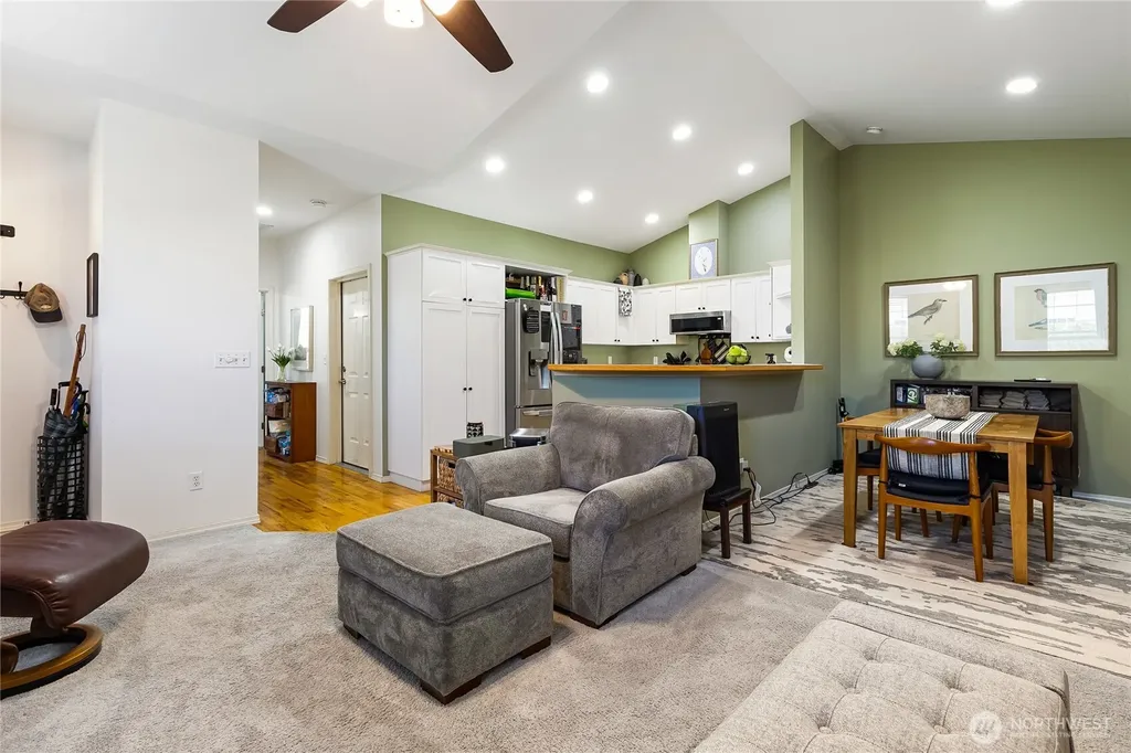 959 Aaron Drive Lynden WA 98264