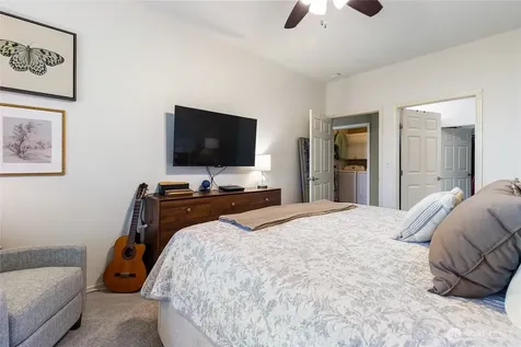 959 Aaron Drive Lynden WA 98264