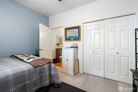 959 Aaron Drive Lynden WA 98264