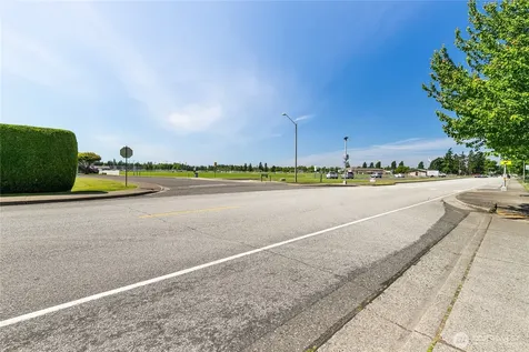 959 Aaron Drive Lynden WA 98264