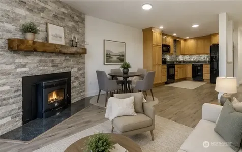 25014 Lake Fenwick Road Kent WA 98032