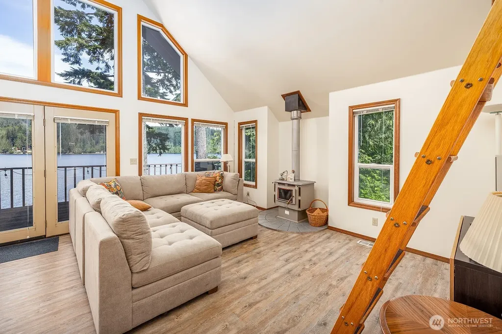 34467 South Shore Drive Mount Vernon WA 98274