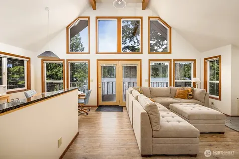 34467 South Shore Drive Mount Vernon WA 98274