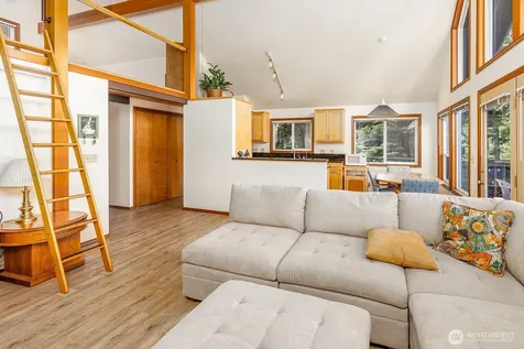 34467 South Shore Drive Mount Vernon WA 98274