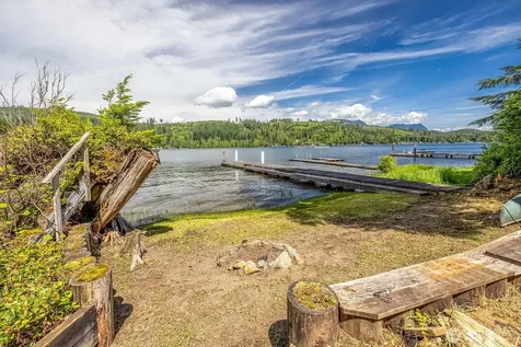 34467 South Shore Drive Mount Vernon WA 98274