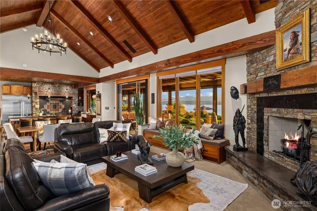 165 NE Kinman Road Poulsbo WA 98370