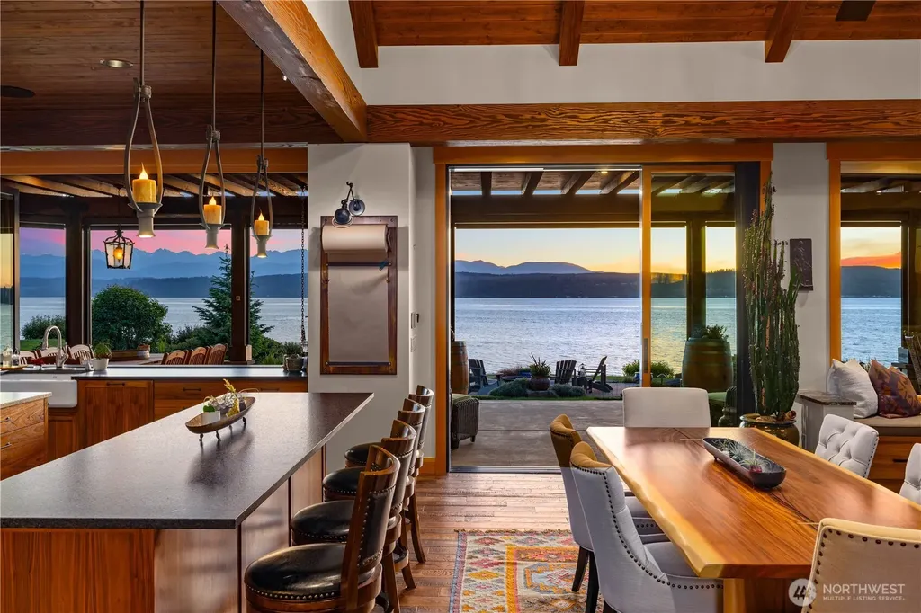 165 NE Kinman Road Poulsbo WA 98370