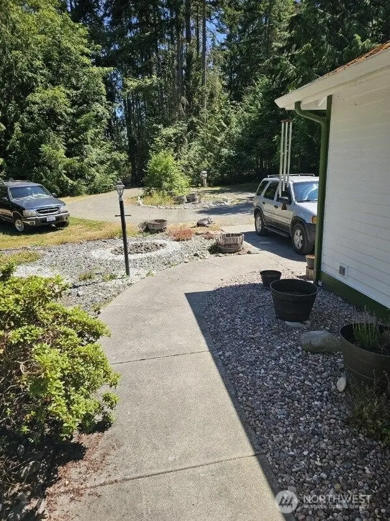 152 Racoon Road Sequim WA 98382