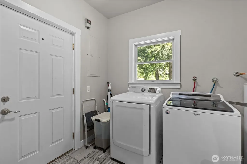 33724 SE Hudson Road Ravensdale WA 98051