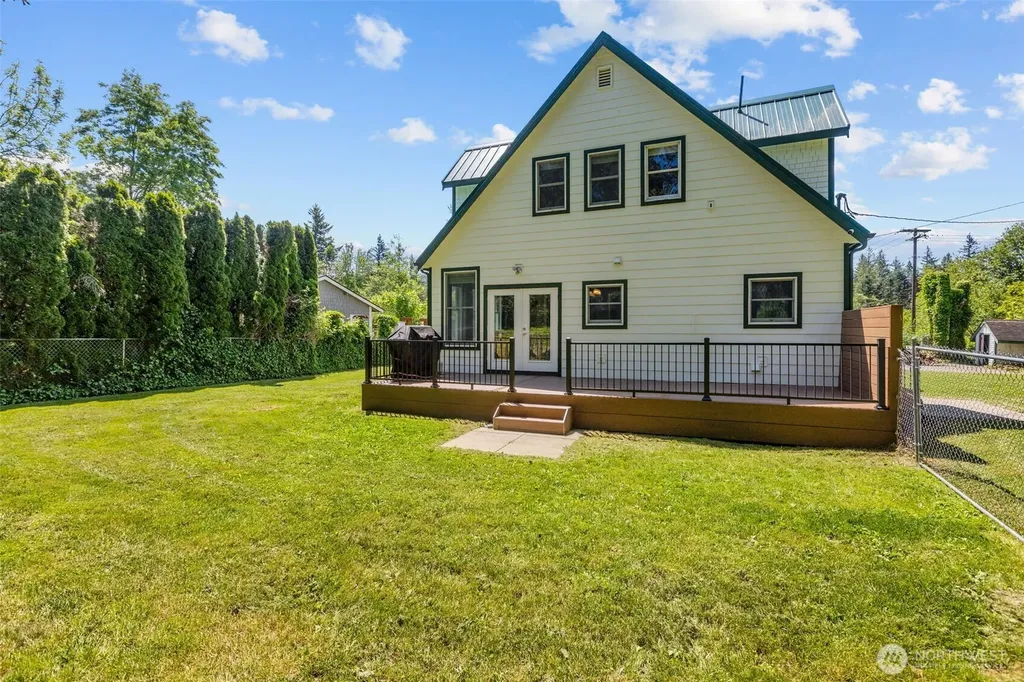 33724 SE Hudson Road Ravensdale WA 98051