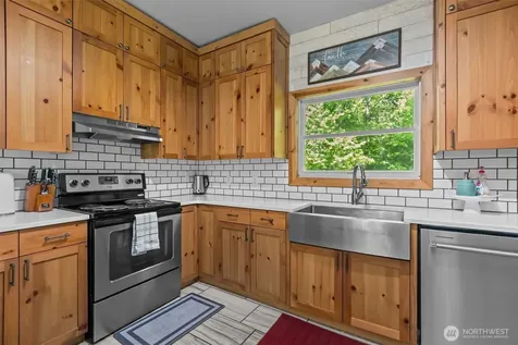33724 SE Hudson Road Ravensdale WA 98051