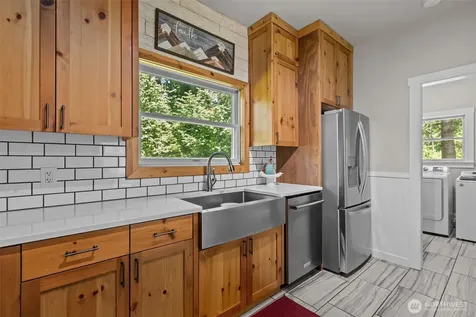 33724 SE Hudson Road Ravensdale WA 98051