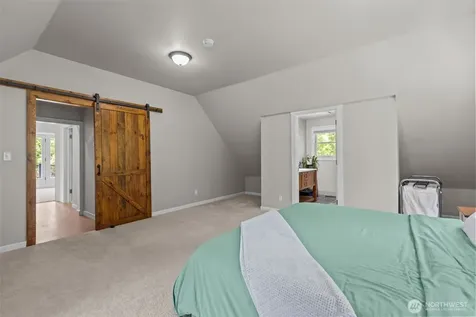 33724 SE Hudson Road Ravensdale WA 98051