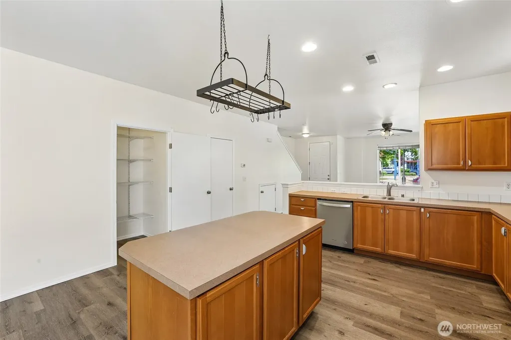 7625 Rushmore Way NE Lacey WA 98516