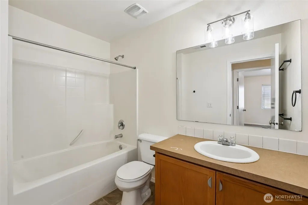 7625 Rushmore Way NE Lacey WA 98516