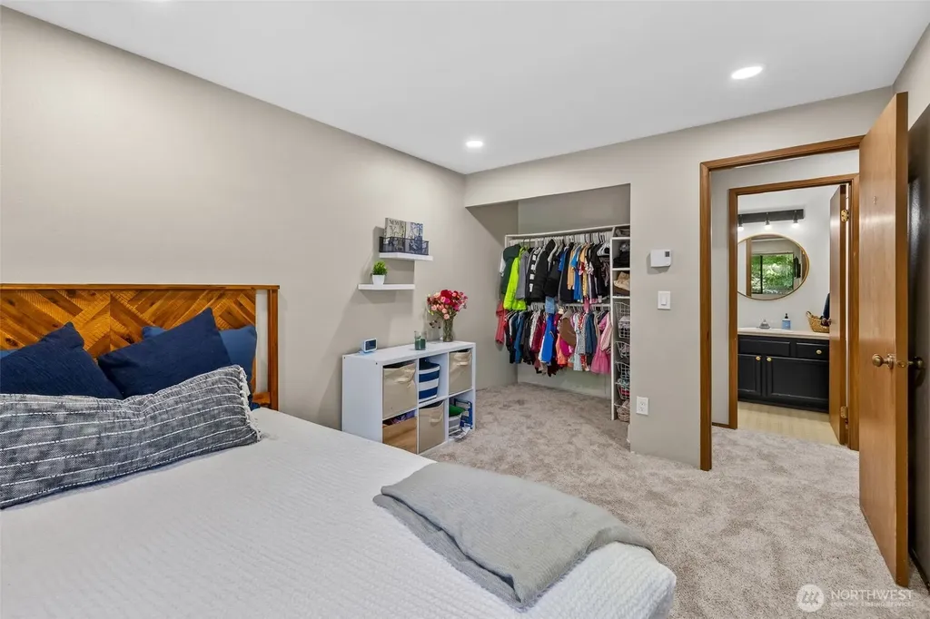 5123 SW 81st Street Mukilteo WA 98275